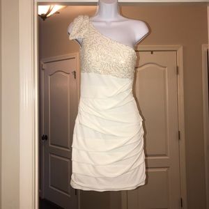 NWOT City Triangles ivory sequined cocktail dress